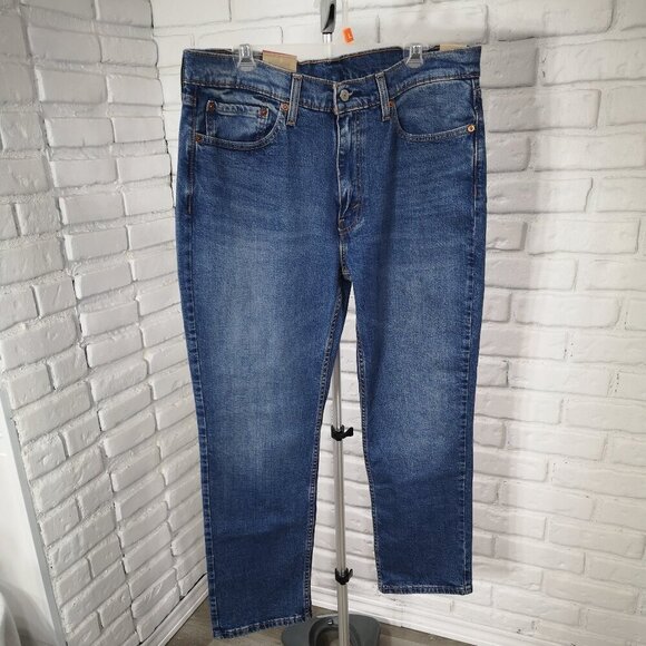 NWT Levi's 514 Men's Size 36/30 Straight Leg Medium Wash Blue Jeans - Picture 1 of 14